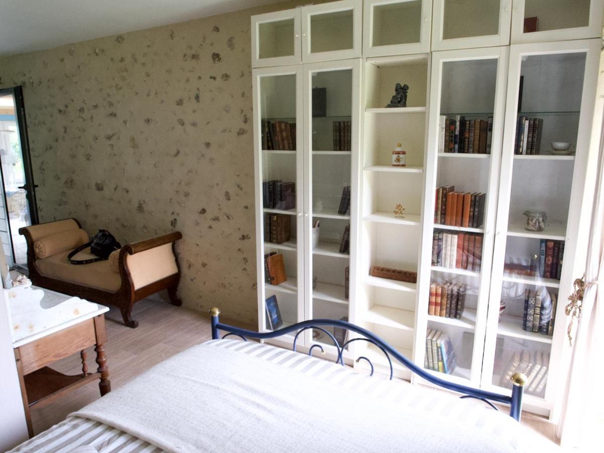 Tante Pim Apartment Neuilly-sur-Eure ภายนอก รูปภาพ