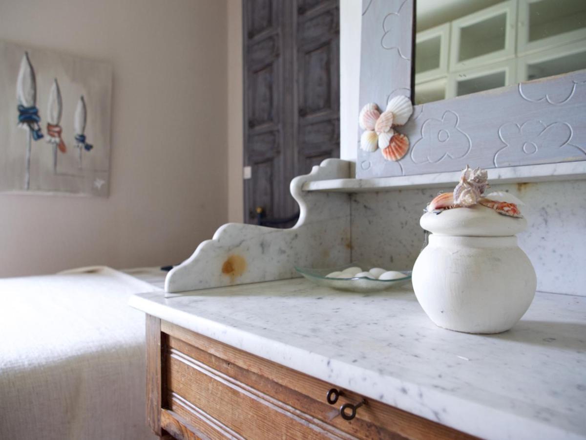 Tante Pim Apartment Neuilly-sur-Eure ภายนอก รูปภาพ