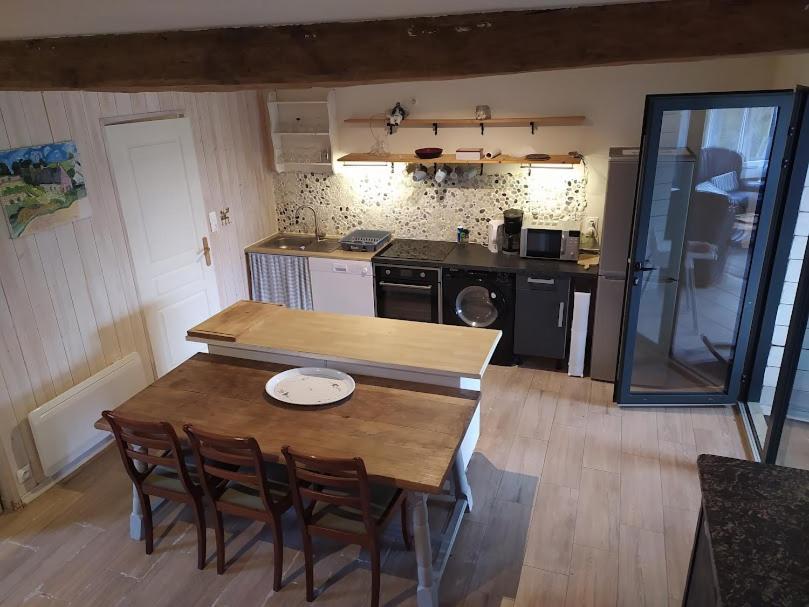 Tante Pim Apartment Neuilly-sur-Eure ภายนอก รูปภาพ