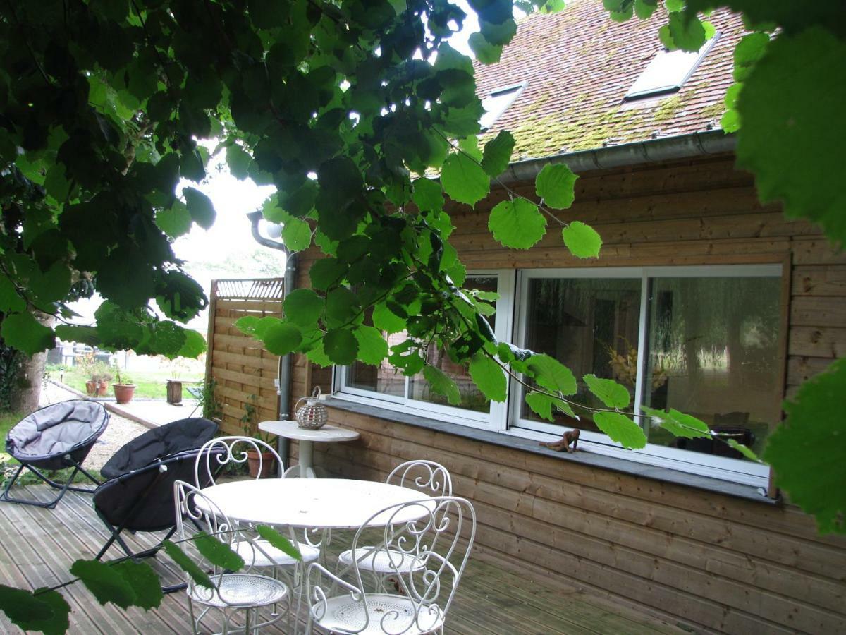 Tante Pim Apartment Neuilly-sur-Eure ภายนอก รูปภาพ