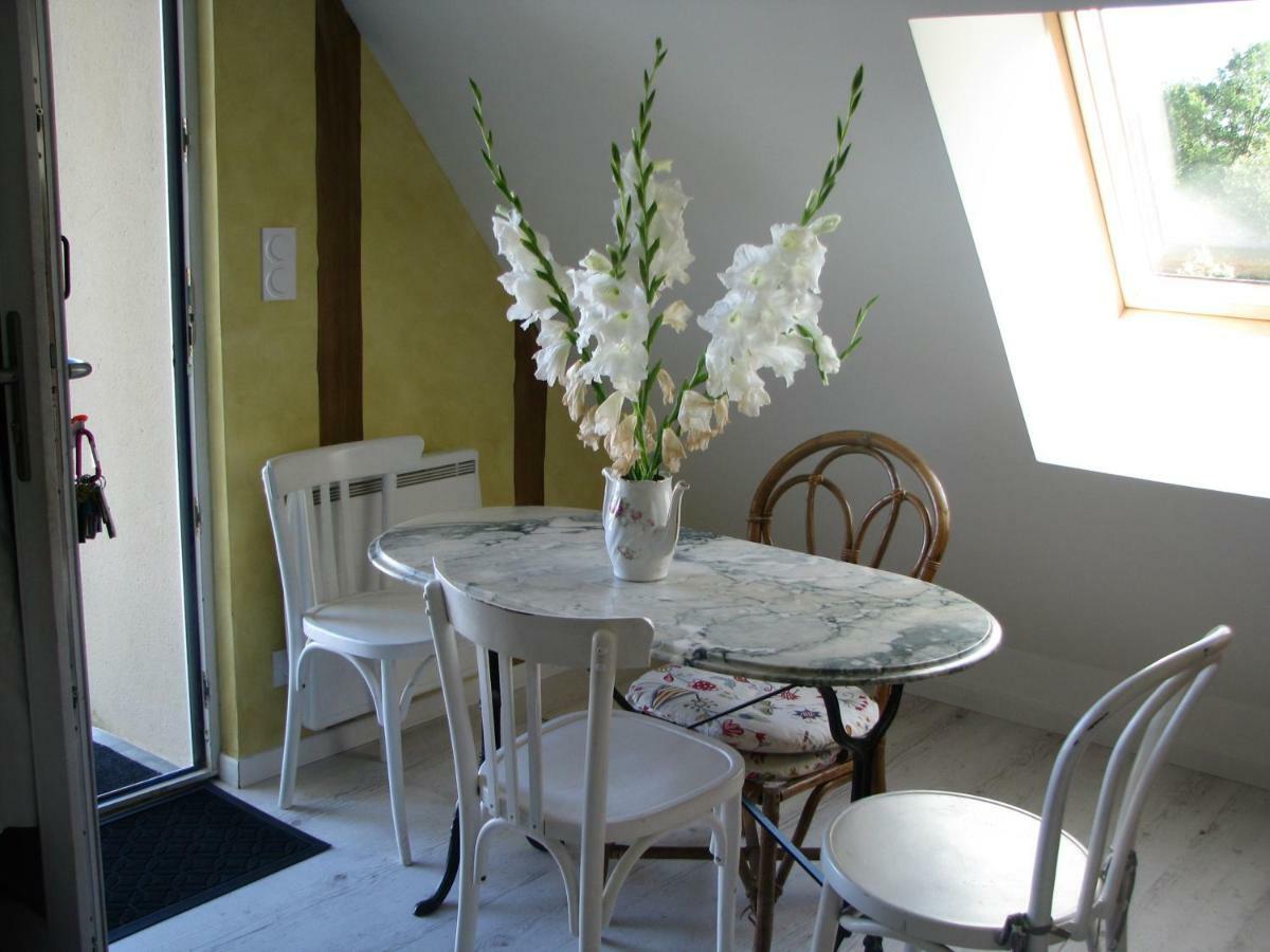Tante Pim Apartment Neuilly-sur-Eure ภายนอก รูปภาพ