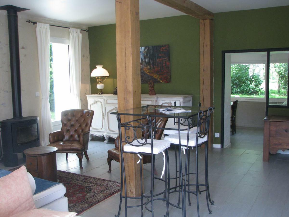 Tante Pim Apartment Neuilly-sur-Eure ภายนอก รูปภาพ