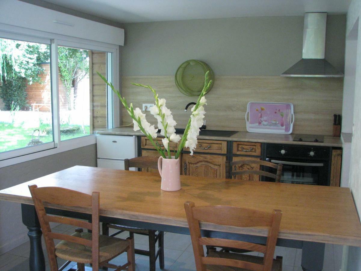 Tante Pim Apartment Neuilly-sur-Eure ภายนอก รูปภาพ