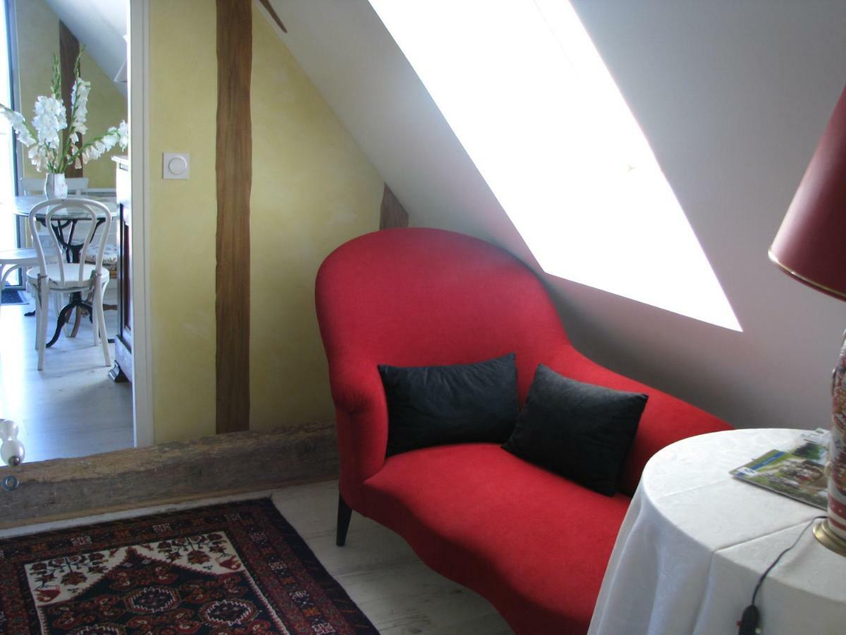 Tante Pim Apartment Neuilly-sur-Eure ภายนอก รูปภาพ